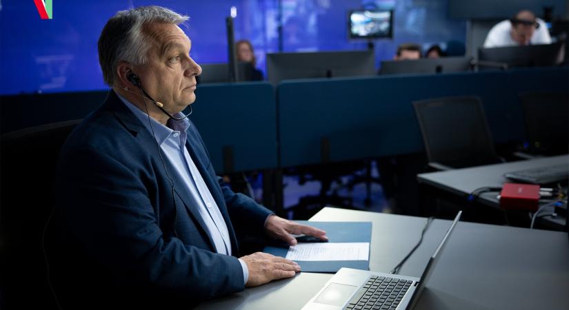 Orbán Viktor megilletődött, amikor az Axiom-4 küldetésben részt vevő Kapu Tibor magyar űrhajóssal beszélgetett