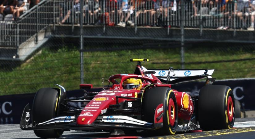 F1: Már annak is örül Hamilton, hogy nem egy perc a hátránya