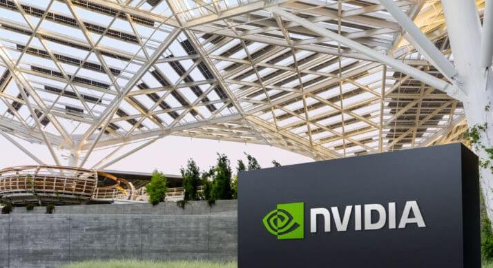 Csúcson az Nvidia a vezetők rekordáron adják el a részvényeiket – Mit tudnak a bennfentesek?