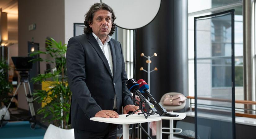 Deutsch Tamás szerint világbotrány, hogy Weberék nem függesztették fel Magyar Péter mentelmi jogát