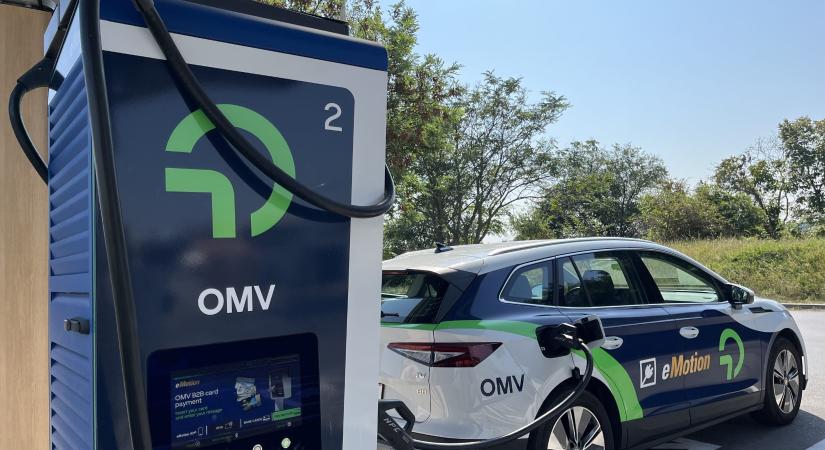 „Ultragyors töltés, szinte mintha tankolnánk” – interjú az OMV ügyvezetőjével