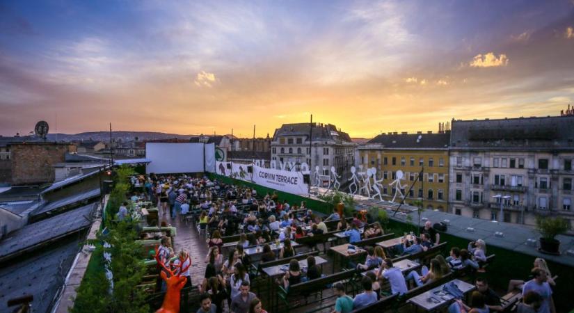 Ingyenes vetítésekkel várja a nézőket a Paramount nyári mozija