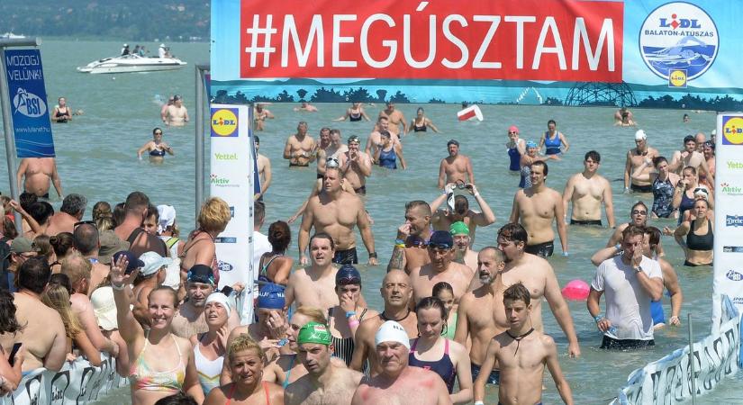 Balaton-átúszás: minden kategóriában telt ház!