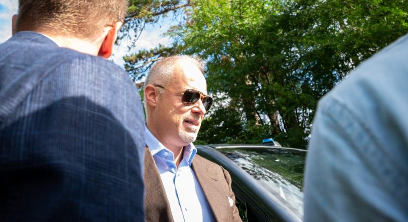 Egy hét alatt két, egymásnak teljesen ellentmondó nyilatkozatot tett a honvédelmi tárca a BTR harcjárművekről