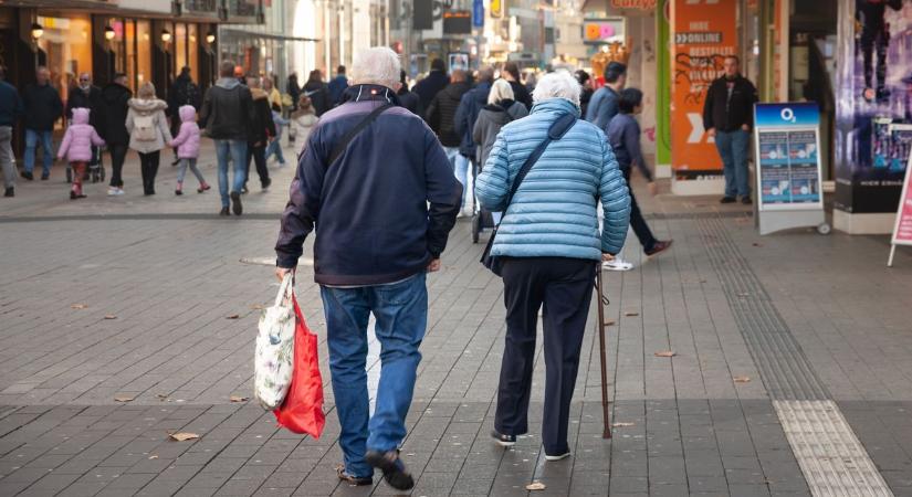 Német nyugdíjak: nem elég semmire, a németek többsége idős korában is dolgozni fog