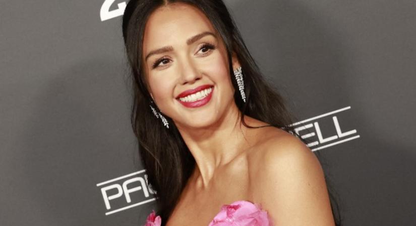 Elképesztő a hasonlóság Jessica Alba és a 17 éves lánya között - friss fotó