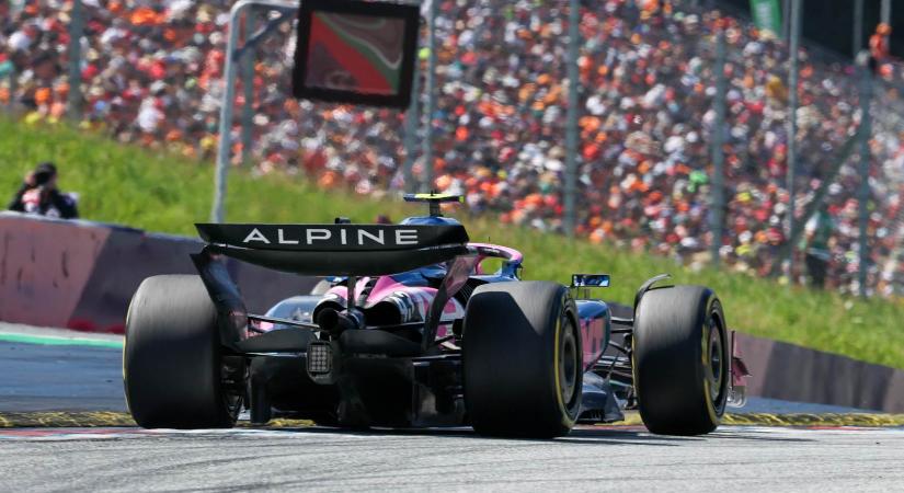 F1: Meghökkentő pilótacserére készül az Alpine