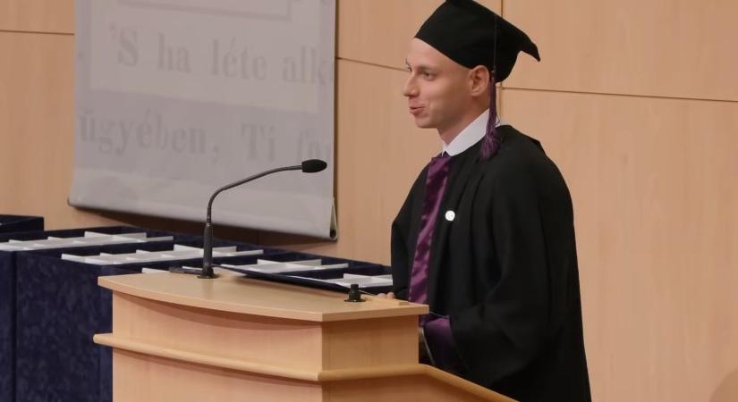 Erős szavakkal búcsúzott a társaitól a szegedi orvostanhallgató, így reagált Takács Péter a frissdiplomás rendszerkritikus beszédére