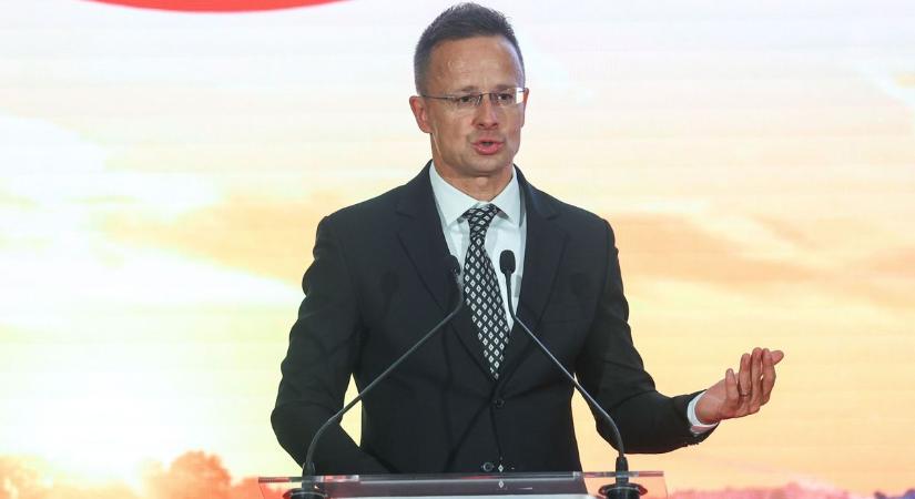 Szijjártó Péter szerint lendületet kapott a magyar űrprogram és a magyarok biztonsága a legfontosabb