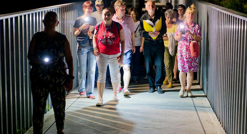 Megnyílt a kripta, zseblámpás őrjáraton kerestük Szombathely középkori várának nyomait