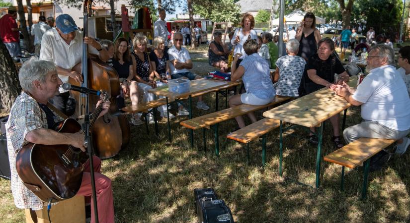 Változatos programon piknikezhettek a kiskanizsaiak