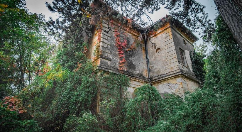 Halálház a Balatonon - fotókon az elhagyatott épület