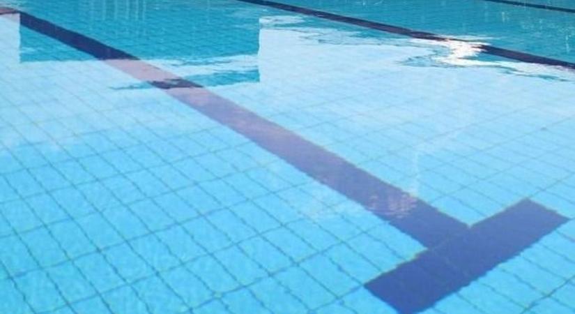 Hétéves kislányt drogoztak be az uszodában: itt csapott le a rém