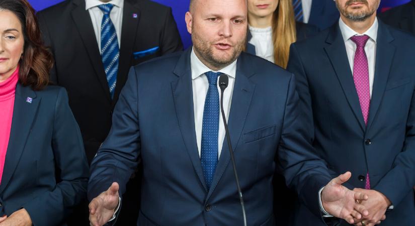 Naď: csak színház volt a letartóztatásomra tett kísérlet, ha beidéztek volna, akkor vallomást teszek