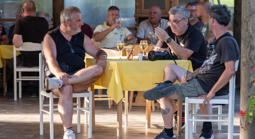 Jó hangulat uralkodott a cserfői fröccsnapon