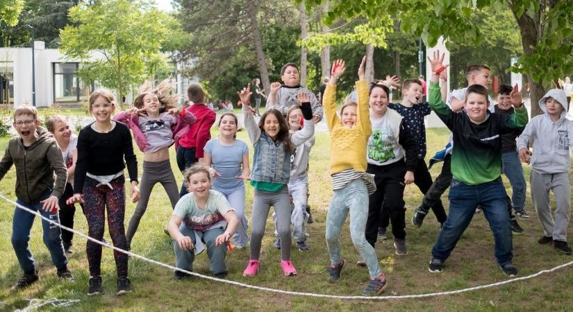 Szülők, figyelem: minden eddiginél több gyermek Erzsébet-táborozhat az idén!