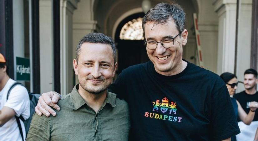 Náci karlendítés után: Karácsony Gergely azzal büszkélkedett a románoknak, hogy szivárványosra cserélte a székely zászlót