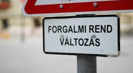Sávszűkület lesz az Építők útjánál és útzár a Nagydeindoli utcában