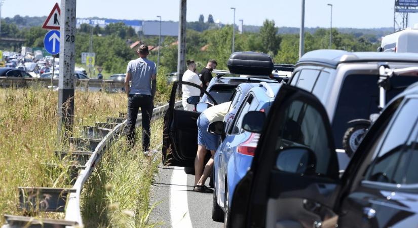 Beállhatnak a horvát autópályák hétvégén, aki csak teheti, Zágrábot messziről kerülje el
