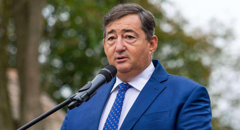 „Gondolom, nem gyalog” – Mészáros Lőrinc levédetné a szállóigévé vált mondatát