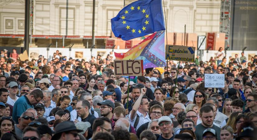 Bárki is alakít kormányt jövőre, rendkívül nehéz dolga lesz az uniós pénzekkel