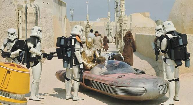 Így verte át George Lucas az egész világot: Luke legendás „lebegő” járműve csak egy tükrös trükk volt a Csillagok háborújában