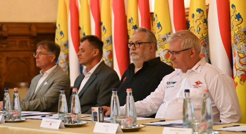 Hatszázmillió sorsáról döntöttek a városházán