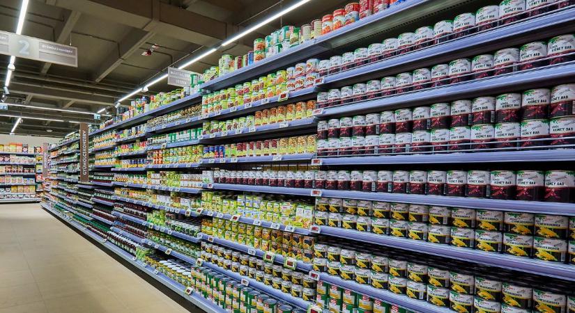 Indul a népszerű hazai áruházlánc nyári kuponakciója