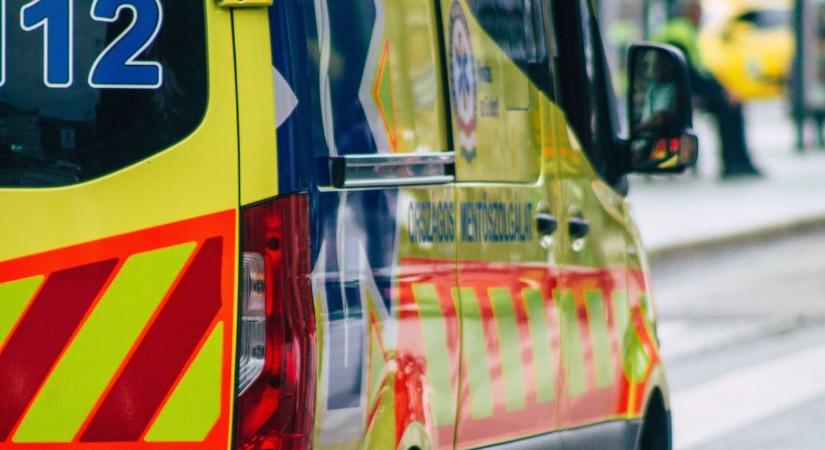 Tragédia a 62-es főúton: nem élte túl a tömegbalesetet