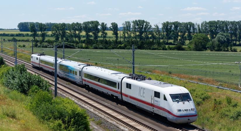 Eszement sebességrekord született: ami nálunk 160, az a németeknél 405