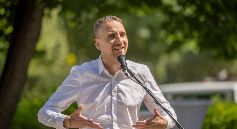 A társelnök bejelentette: a Párbeszéd önállóan indul a 2026-os választásokon