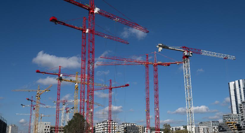 Tovább gyengül az építőipar, idén eddig ezer céggel lett kevesebb