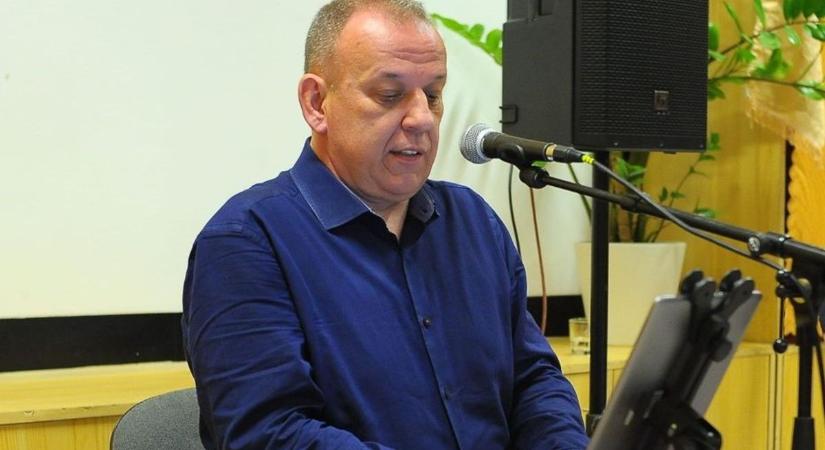 Csernák Tibor: Csak ülök és zenélek