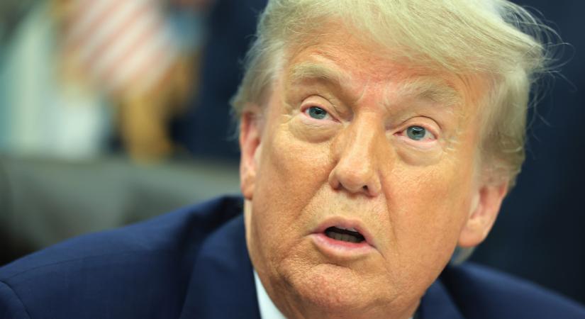Trump ma sem tétlenkedett, páros lábbal beleszállt a jegybankelnökbe