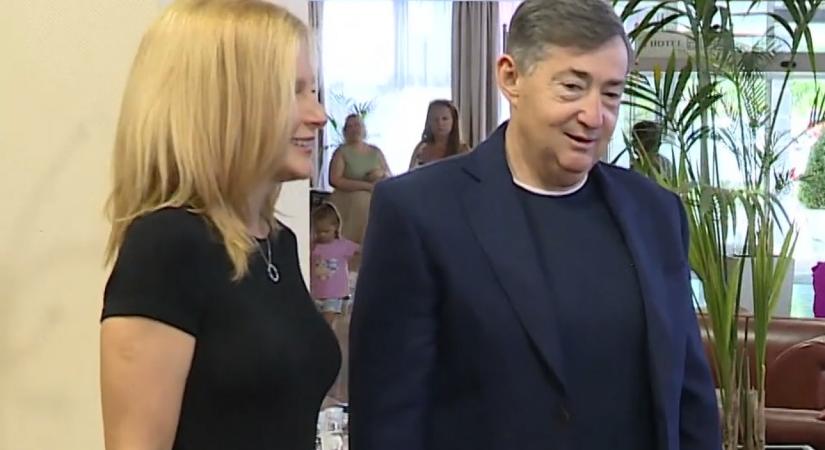 Mészáros Lőrincék a kocsi.hu hirdetéséhez védették le „gondolom, nem gyalog” mondatot
