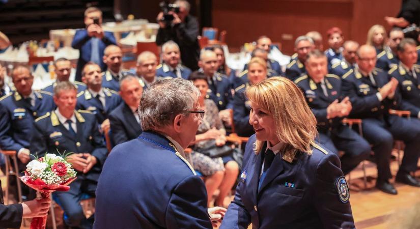 Döntött a belügyminiszter a főkapitányokkal kapcsolatban