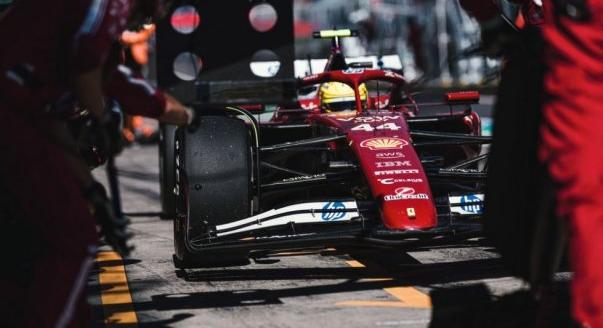 Ezért nem hallgatott Hamiltonra a Ferrari