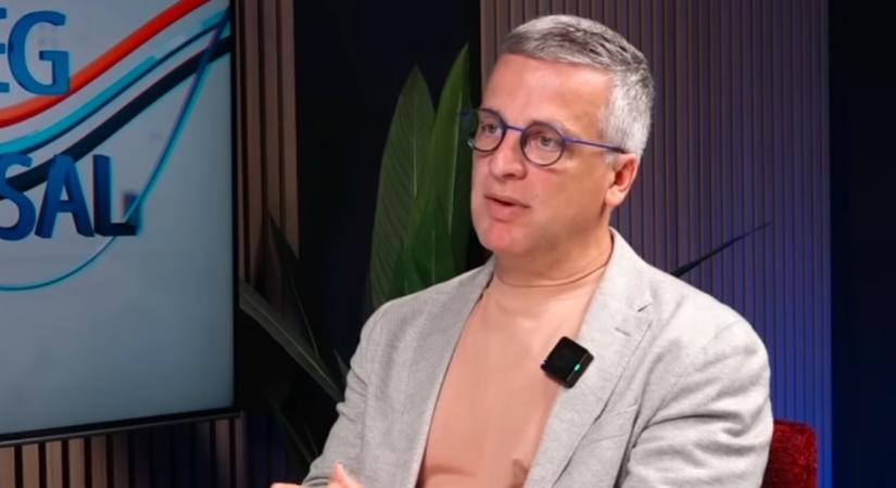 Lázár Jánosnak nem lehetnek jó éjszakái