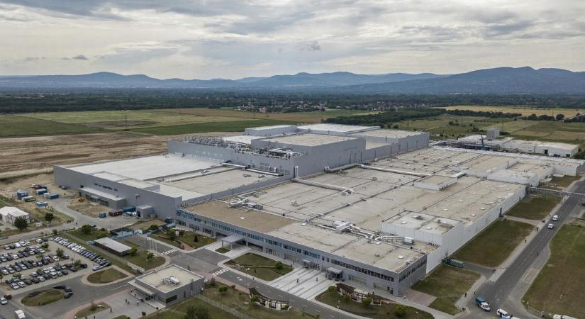 Akkor tagadták, most kiderült: egy harmadik gyárat is tervezett Göd mellé a Samsung