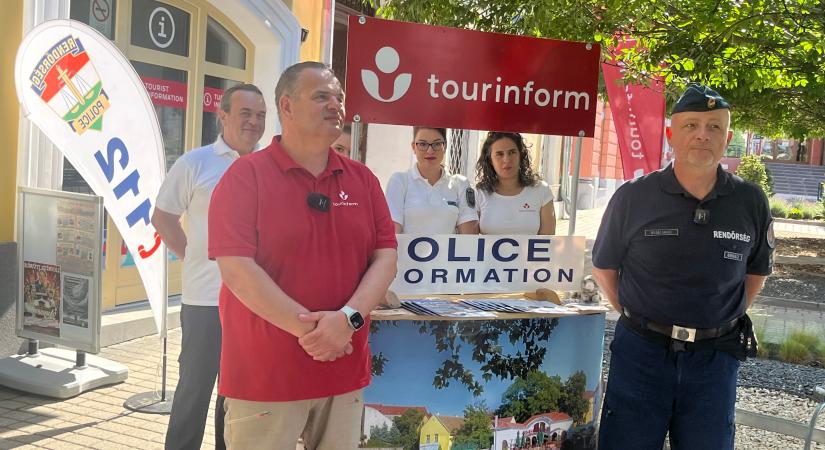 Bűnmegelőzési minicentrum lett idén is a Tourinform Iroda