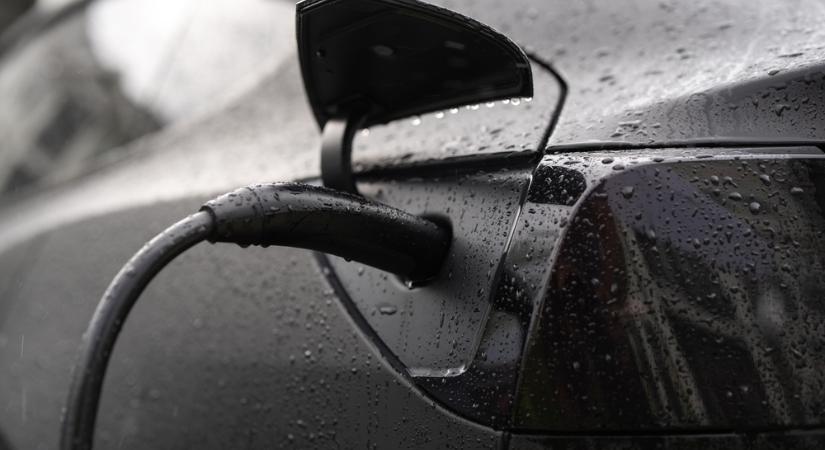 Az Energiaügyi Minisztérium meghosszabbította a közlekedés zöldítését ösztönző pályázatának határidejét
