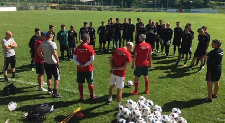 Tehetségek a kapuban: elrajtolt a Fülöp Márton kapustábor, szombaton emléktorna Balatonfüreden