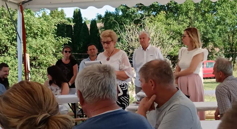 Hölgyek tízéves jubileuma Vashosszúfaluban