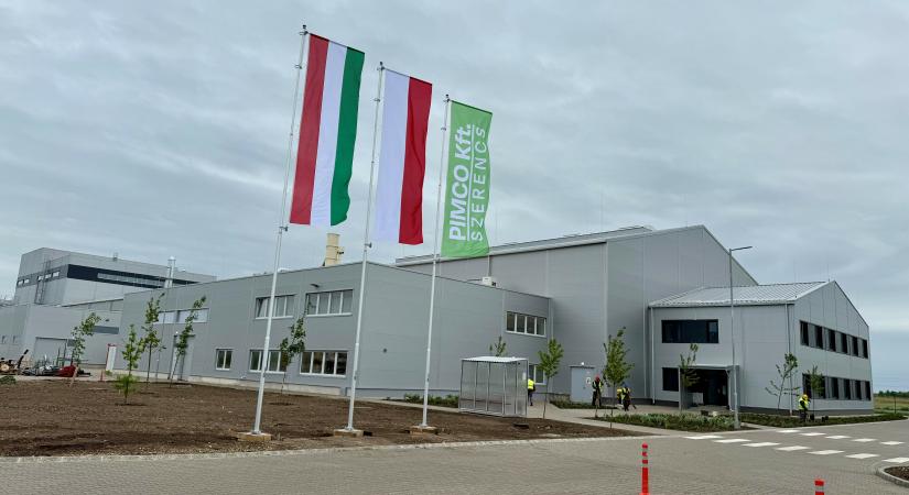 Történelmi pillanat: újraindult Magyarországon az üveggyapotgyártás