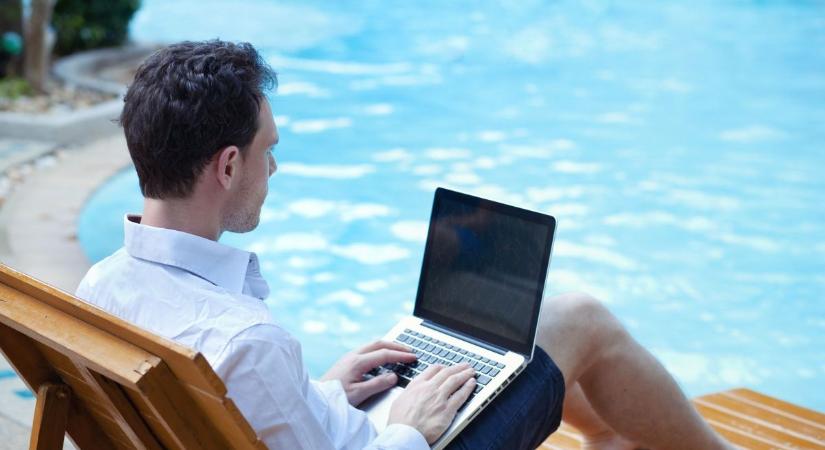 Özönlenek Magyarországra a digitális nomádok