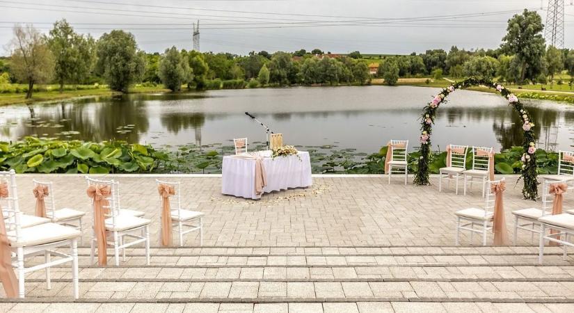 Sajnálkozhatnak a hölgyek: elkelt a baranyai focista