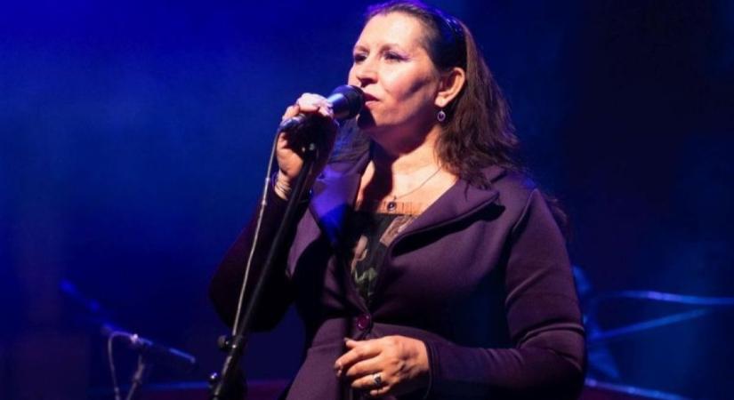 „Kérem, ne osszák meg ezt a felvételt” – reagált a Csík zenekar énekesnője a drag queen show-ra, ahol felhasználták az énekhangját