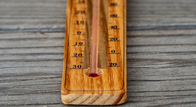 Többfelé benézett tíz Celsius-fok alá a hőmérséklet – mutatjuk, érdemes lesz-e éjjel szellőztetni