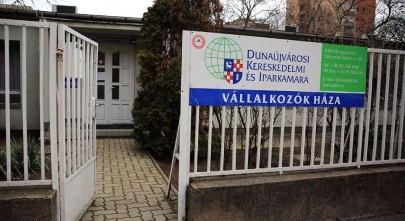 Tisztújítás a dunaújvárosi kamaránál – megválasztották az új elnököt
