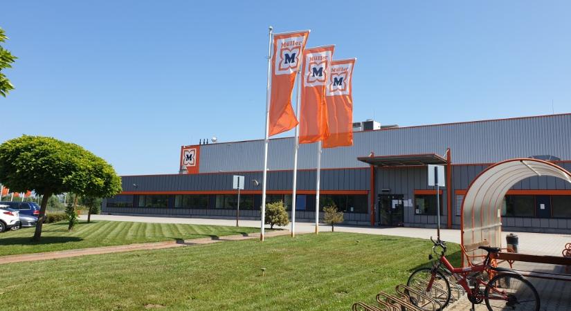 Raktárosokat (etikettező) vesznek fel a letenyei Müllerbe